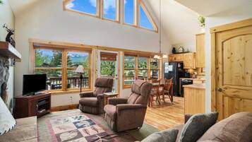 Télévision, cheminée