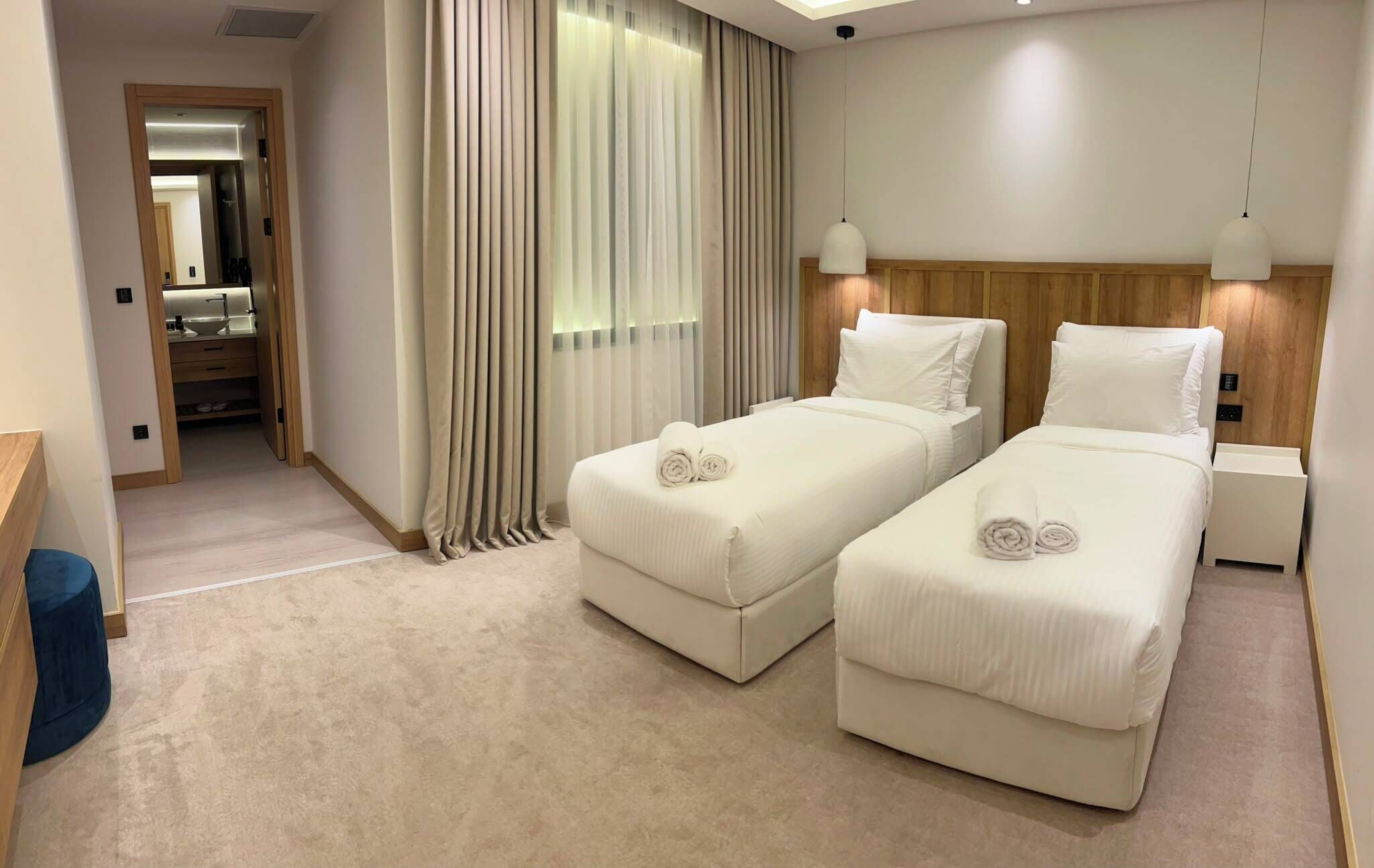 Standard Twin Room | In-room safe, soundproofing, free WiFi