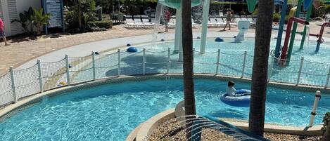 屋外プール、温水プール