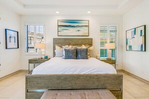 5 makuuhuonetta, silitysrauta/-lauta, vauvan matkasänky, Wi-Fi