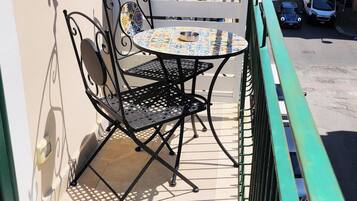 Habitación Confort, balcón, vista a la ciudad | Vista a la ciudad