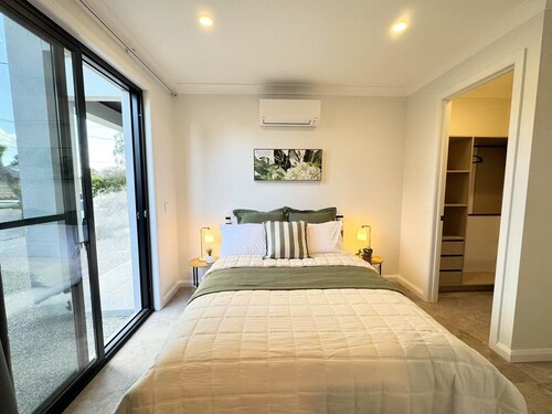5 mins' Walk to Sunnybank Market Square|2B2B luxe retreat