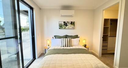 5 mins' Walk to Sunnybank Market Square|2B2B luxe retreat