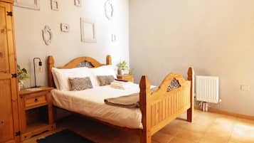 1 habitación, wifi gratis y ropa de cama