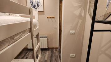 1 chambre, Wi-Fi gratuit, draps fournis