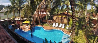 Lua Chalés 600 m from Maresias Beach, North Coast of SP