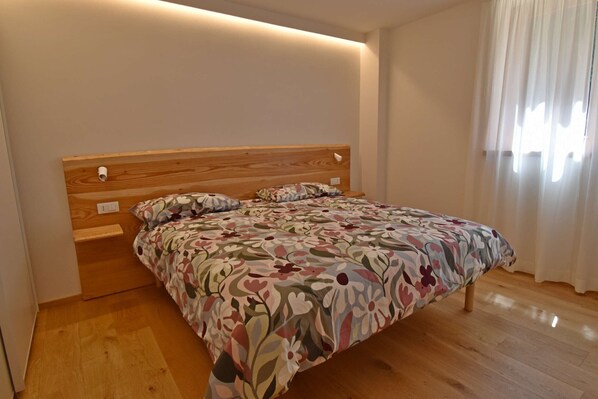 2 habitaciones, wifi gratis y ropa de cama 