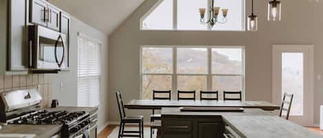 Mikrowelle, Ofen, Herdplatte, Geschirrspüler