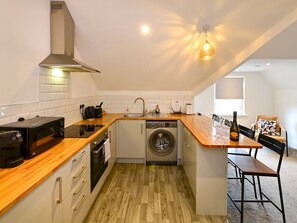 Kühlschrank, Mikrowelle, Ofen, Toaster