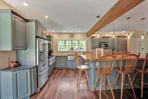Fridge, microwave, oven, stovetop - The Farmhouse at Pine Creek (Watson Township)