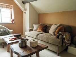 Suite Signature, 1 cama de matrimonio grande, junto a la montaña | Zona de estar | Una impresora