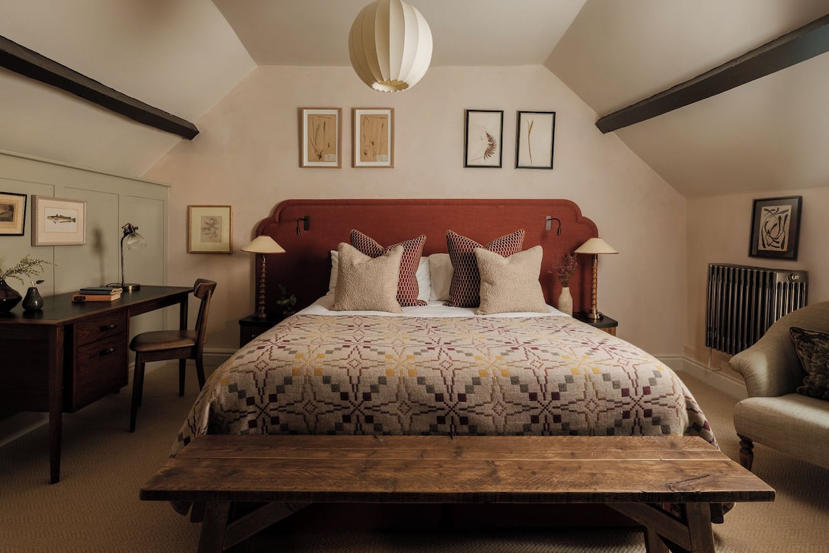 Suite destacada, 1 llit de matrimoni gran, al costat de la muntanya | Cortines opaques i wifi gratuïta