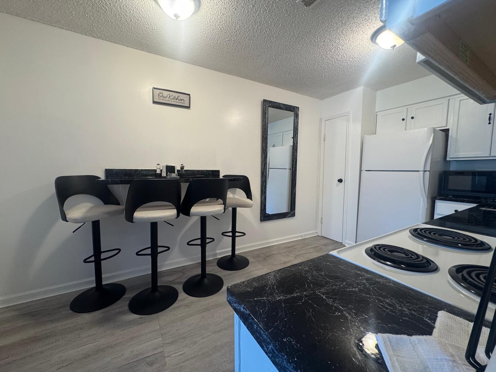 Microones, forn, placa de cuina i rentaplats 