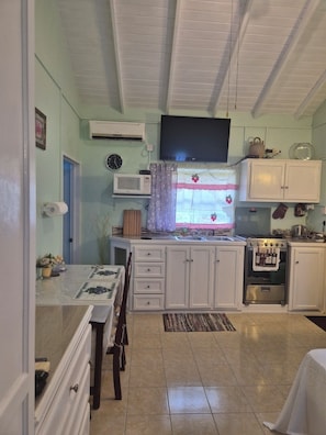 Microwave, oven, stovetop