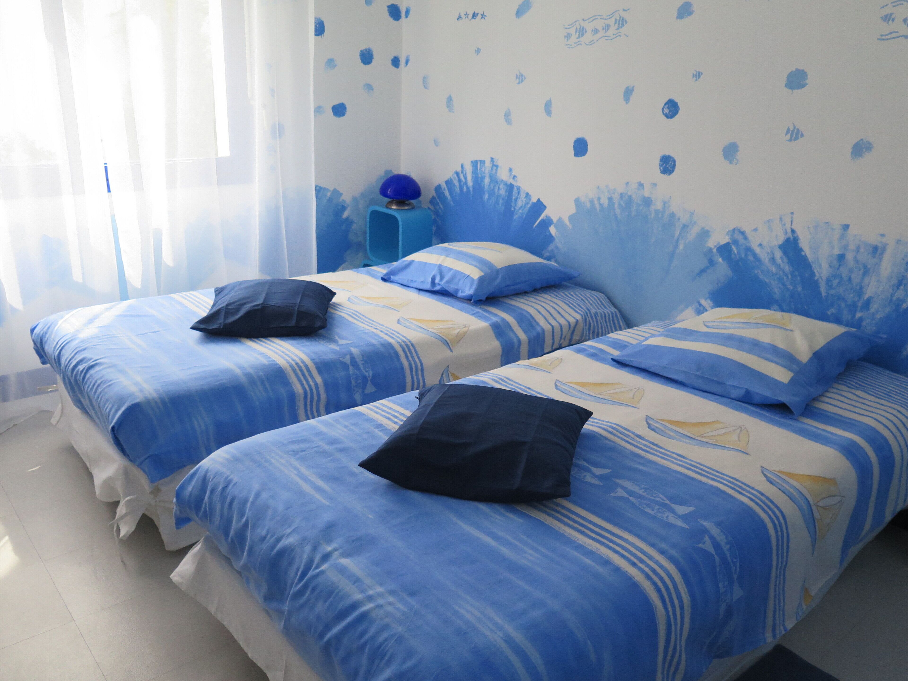 3 bedrooms, iron/ironing board