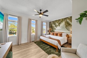 5 bedrooms, WiFi, bed sheets