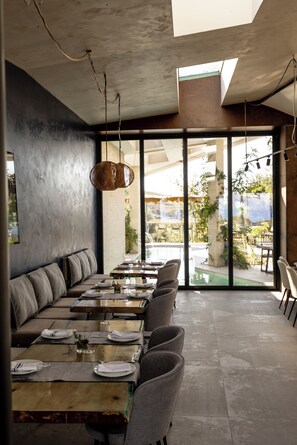 Restaurant - Cape of Rodon Resort Green Village (Ishëm)