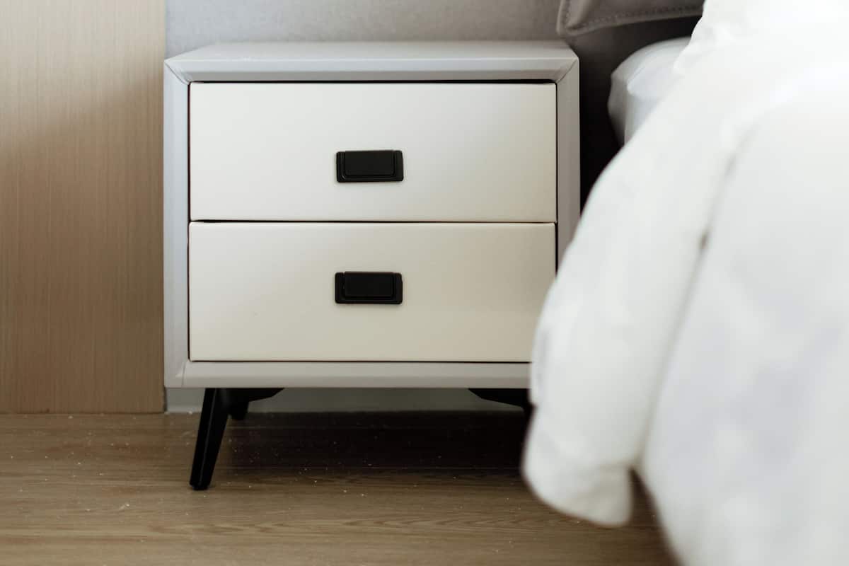 Egyptian cotton sheets, premium bedding, down comforters, minibar