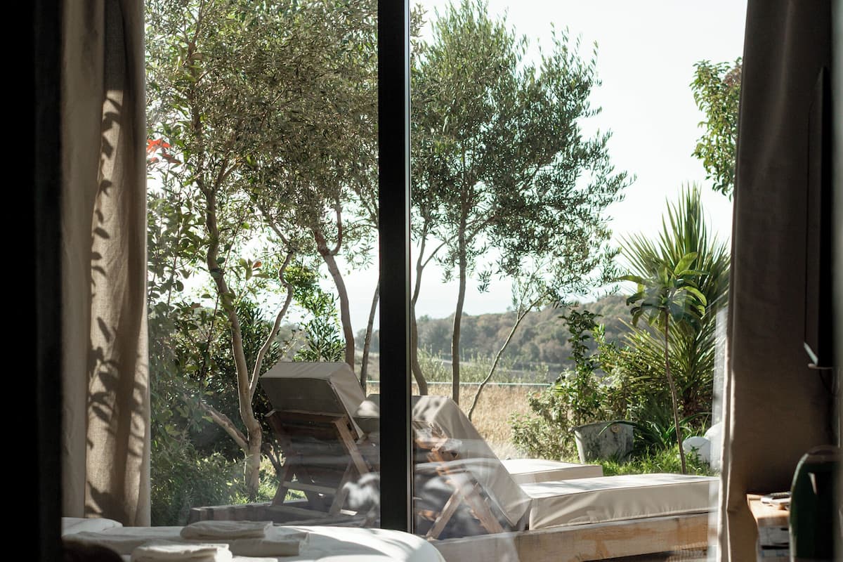 Comfort Double Room, Sea View, Poolside | Egyptian cotton sheets, premium bedding, down comforters, minibar