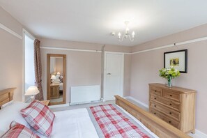 1 bedroom, iron/ironing board, travel crib, free WiFi