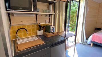 1 bedroom, iron/ironing board, travel crib, free WiFi