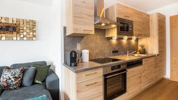 Apartemen Klasik, 2 kamar tidur, lantai dasar | Wi-Fi gratis