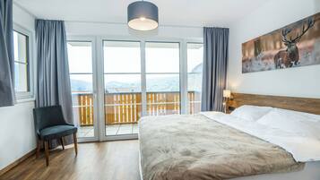 Premium Penthouse, 5 Bedrooms, Balcony, Mountain View | View from room