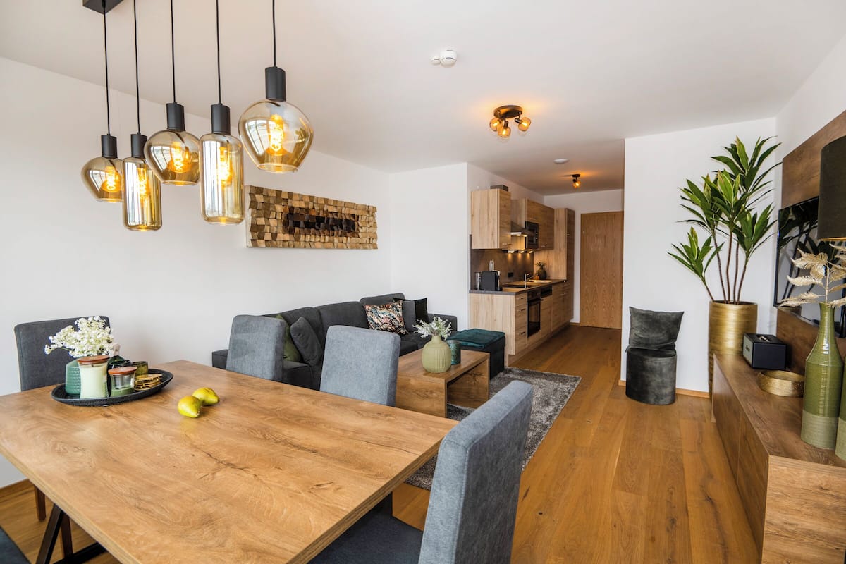 Classic-Apartment, 2 Schlafzimmer, Erdgeschoss | Kostenloses WLAN