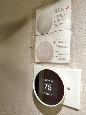 Unclassified image, 3 of 38, button