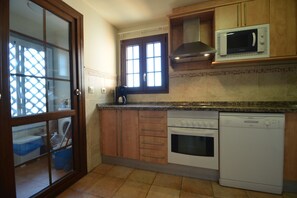 Fridge, microwave, dishwasher, toaster