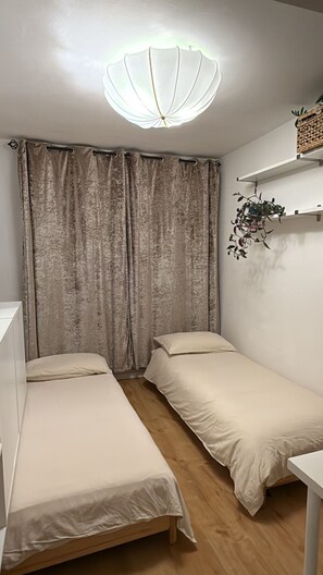 2 Schlafzimmer, Bügeleisen/Bügelbrett, Internetzugang, Bettwäsche