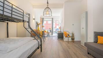 1 bedroom, Internet, bed sheets