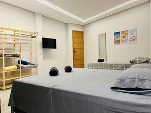 2 bedrooms, desk, free WiFi, bed sheets