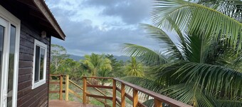 KSG Cabins 5 minutes to Mayflower Falls and 10 minutes to Hopkins Beach