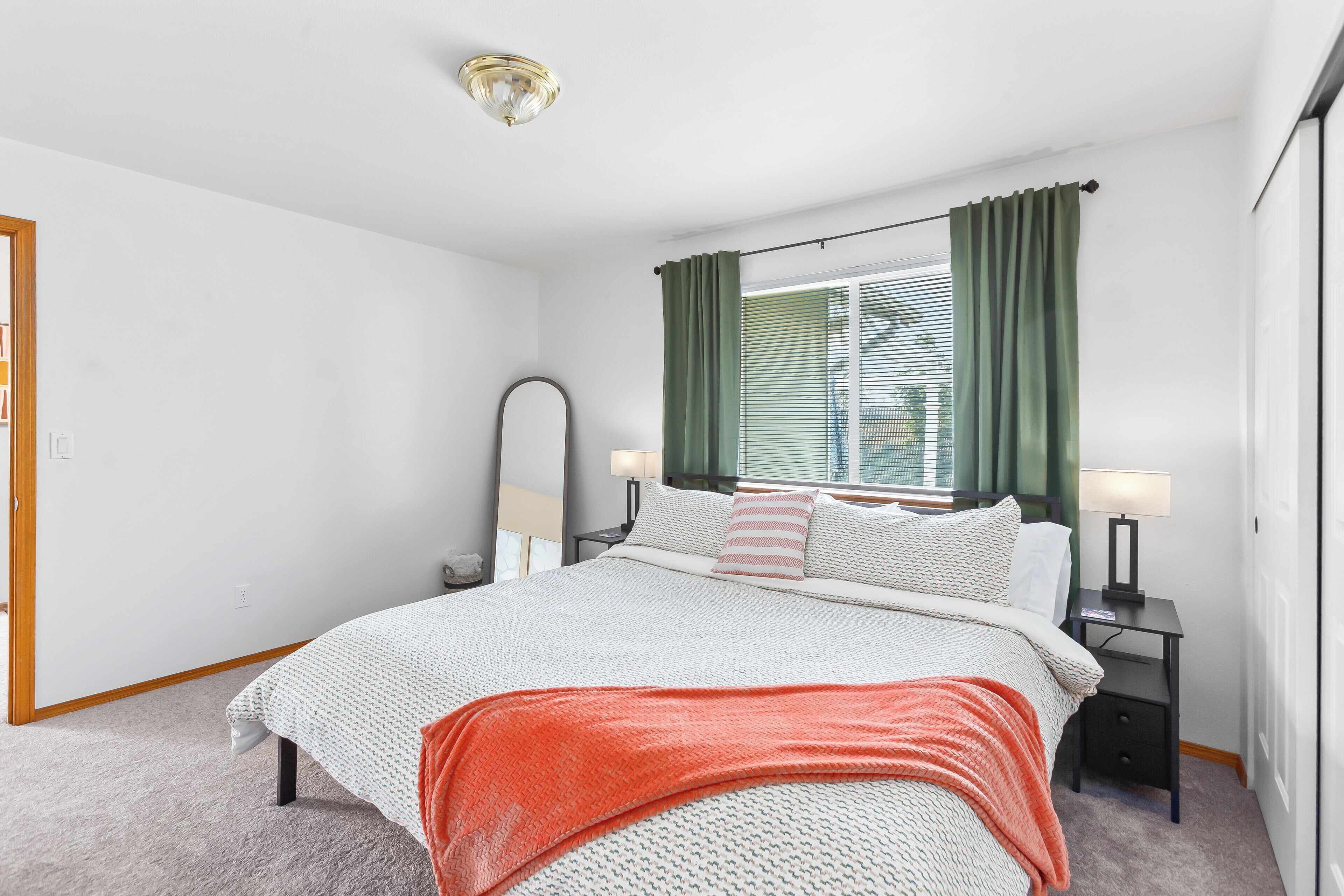 2 Schlafzimmer, Bügeleisen/Bügelbrett, Reisekinderbett, kostenloses WLAN