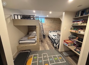 4 chambres, fer et planche à repasser, Wi-Fi gratuit