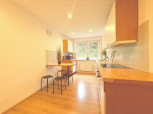 Large accommodation | near Movie Park | Veltins Arena | Large accommodation | 90m2