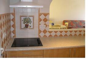 Micro-ondes, plaque de cuisson