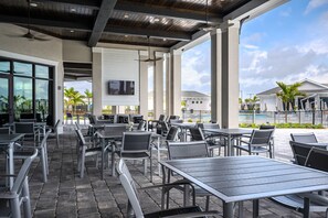 Outdoor dining - Stunning New Condo in Ave Maria (Ave Maria)
