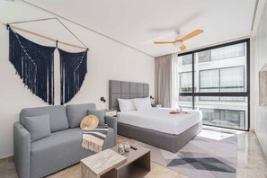 Apartment, 1 Bedroom, Smoking | Living area