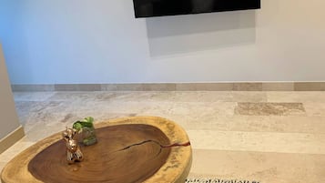 Apartment, 1 Bedroom, Accessible, Smoking | Interior