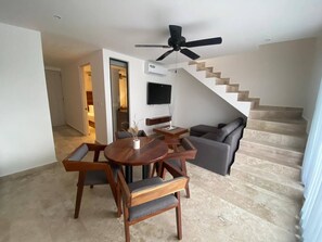 Living room - Spacious and Comfortable Ph With Private Pool in Zama! (Tulum)