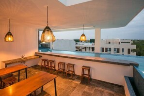 Apartment, 1 Bedroom, Smoking, Balcony | Dining room