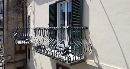 Andromeda, cozy accommodation on the historic center of Castelbuono