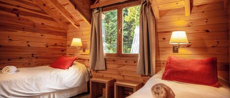 3 dormitorios, Internet, ropa de cama