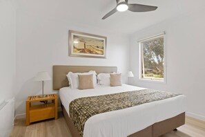 3 Schlafzimmer, Bügeleisen/Bügelbrett, Reisekinderbett, WLAN