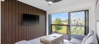 Luxury Hills Retreat – Villa Ramada Resort