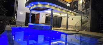 Feng Shui, a 5-Bedroom Nosara Estate, only 2min walk to beach, Brand New, Plush!