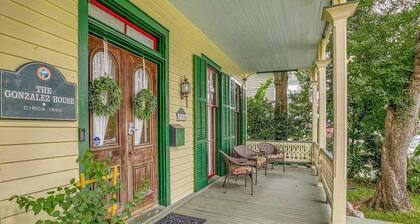 Historic Downtown Loft B
