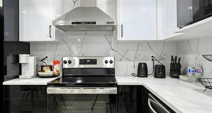 Private 2 Bed 1 Bath Basement Suite in SW Calgary | Banff Access